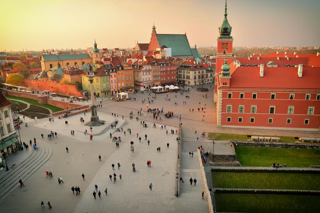 Highest temperature in Warsaw on May 14? card icon