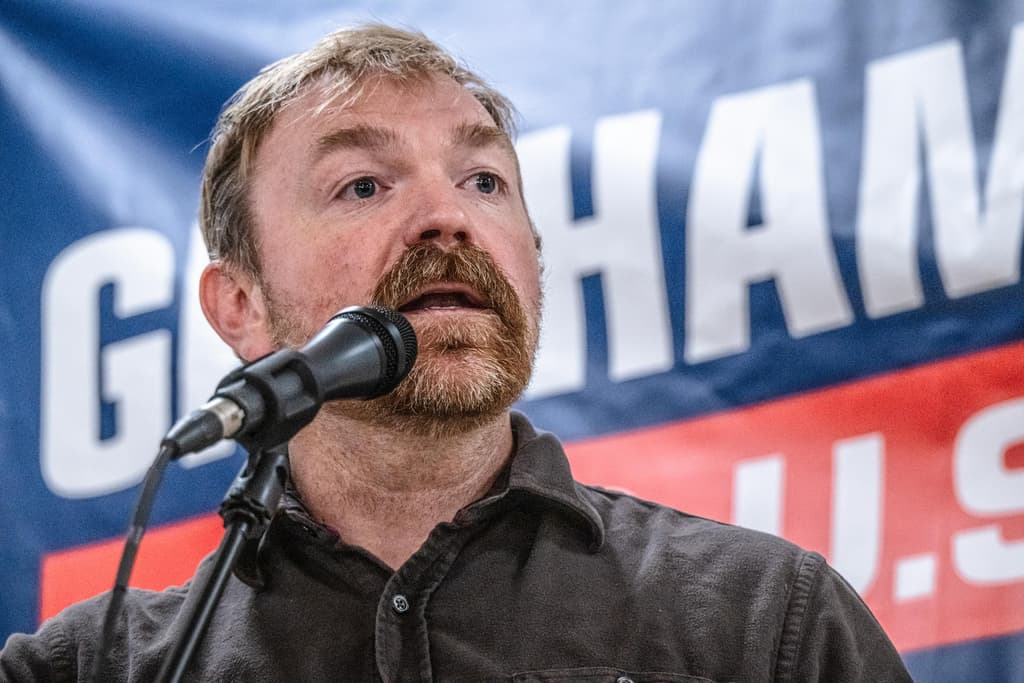 icon for Maine Democratic Senate nominee on July 27?