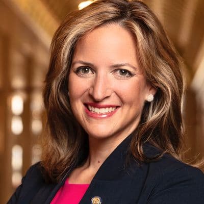 icon for Will Jocelyn Benson win the 2026 Michigan Governor Democratic primary election?