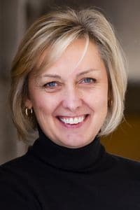 icon for Lynne Walz (D)